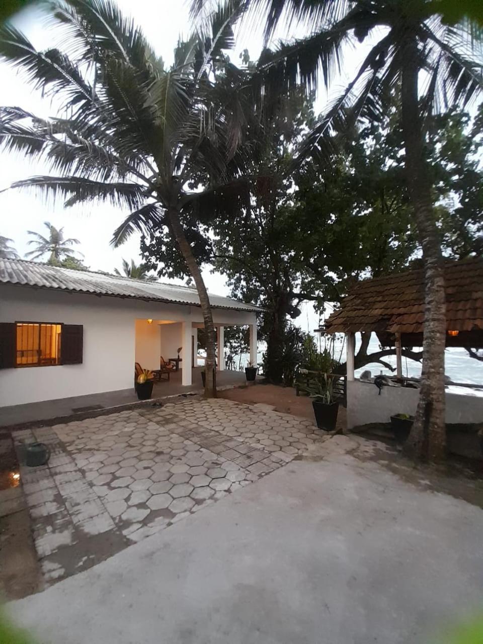 Sooriya Villa Talpe Extérieur photo